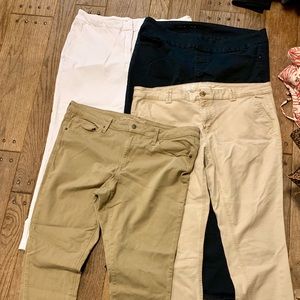 Straight leg stretchy jegging type pants size 18